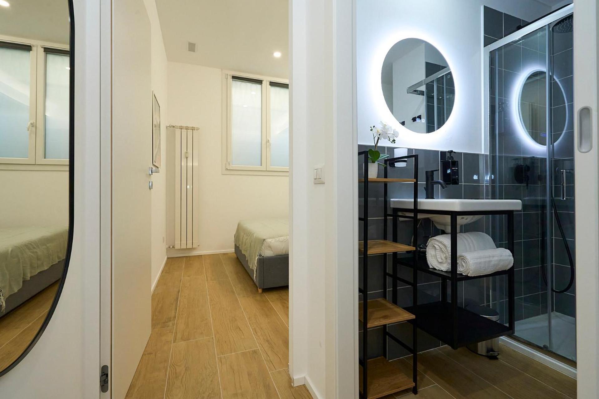 Duomo 10 Min - Cozy With Netflix & Wifi Apartment Milan Bagian luar foto