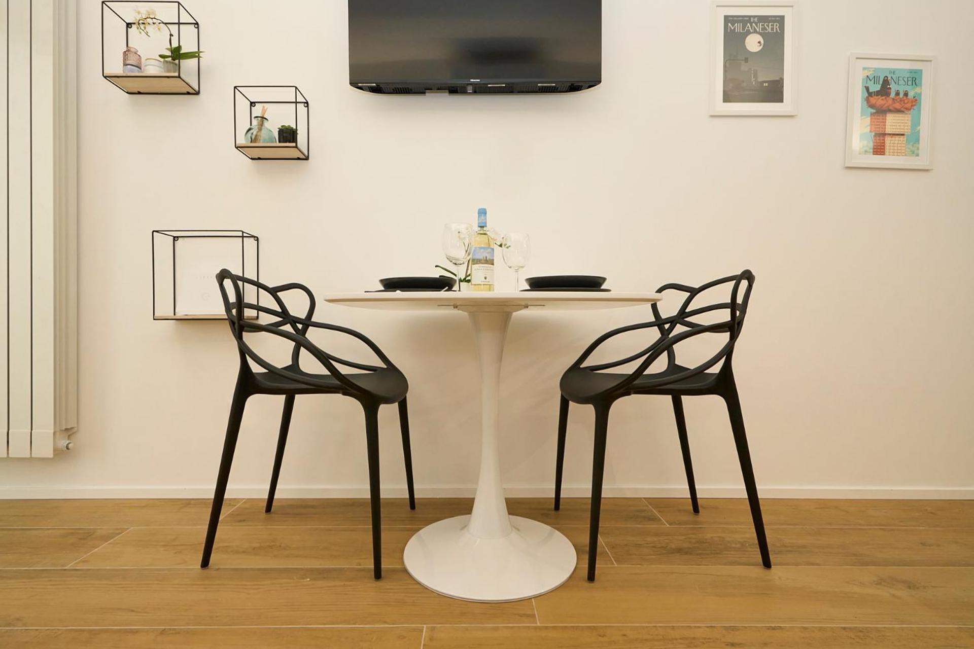 Duomo 10 Min - Cozy With Netflix & Wifi Apartment Milan Bagian luar foto